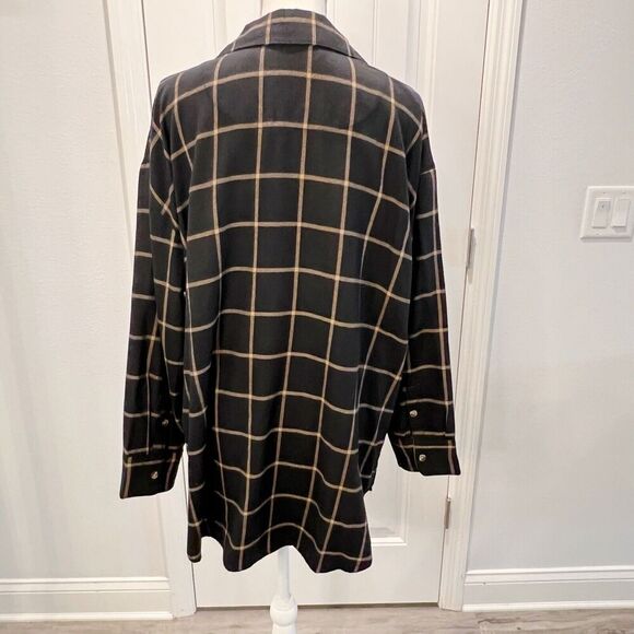 Isaac Mizrahi Live Plaid Black Tan Shacket Long Sleeve Size XL Mid Length - Picture 4 of 16